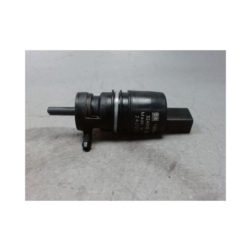 POMPE LAVE-GLACE AVANT SUZUKI SWIFT