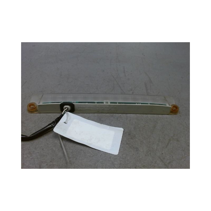 FEUX STOP SUPPLEMENTAIRE TOYOTA PRIUS 2004-