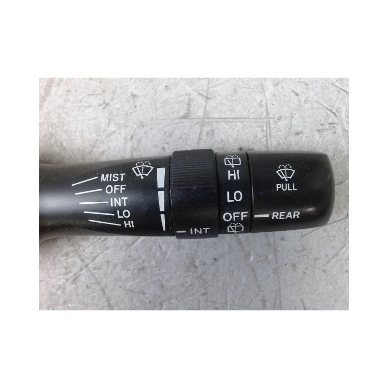 COMMANDE ESSUIE GLACE TOYOTA PRIUS 2004-