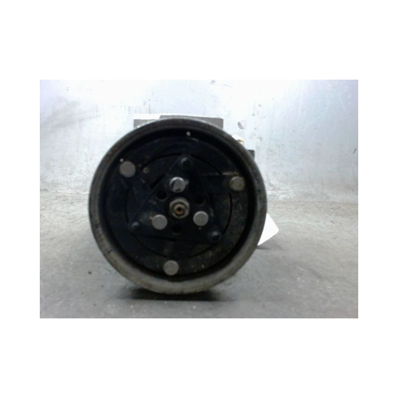 COMPRESSEUR AIR CONDITIONNE DACIA SANDERO 2008-