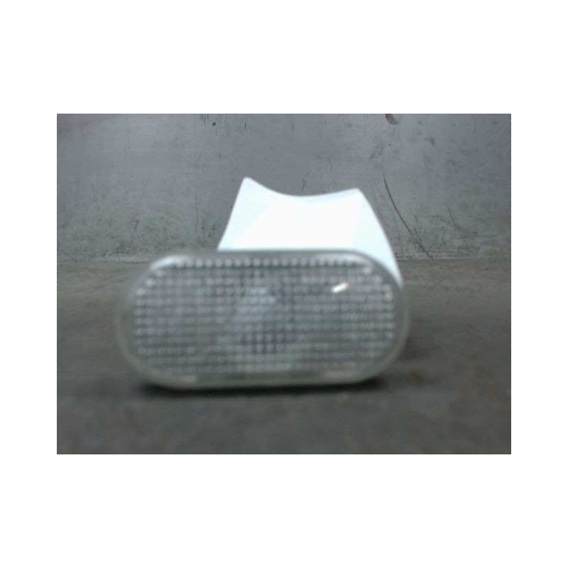 REPETITEUR AILE GAUCHE RENAULT TWINGO