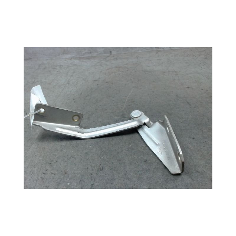 COMPAS DROIT CAPOT FORD FOCUS 98-04
