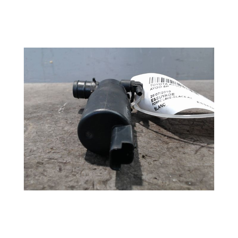 POMPE LAVE-GLACE AVANT TOYOTA AYGO 5P
