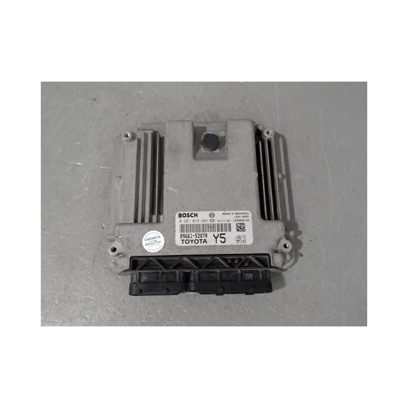 CALCULATEUR MOTEUR TOYOTA VERSO-S
