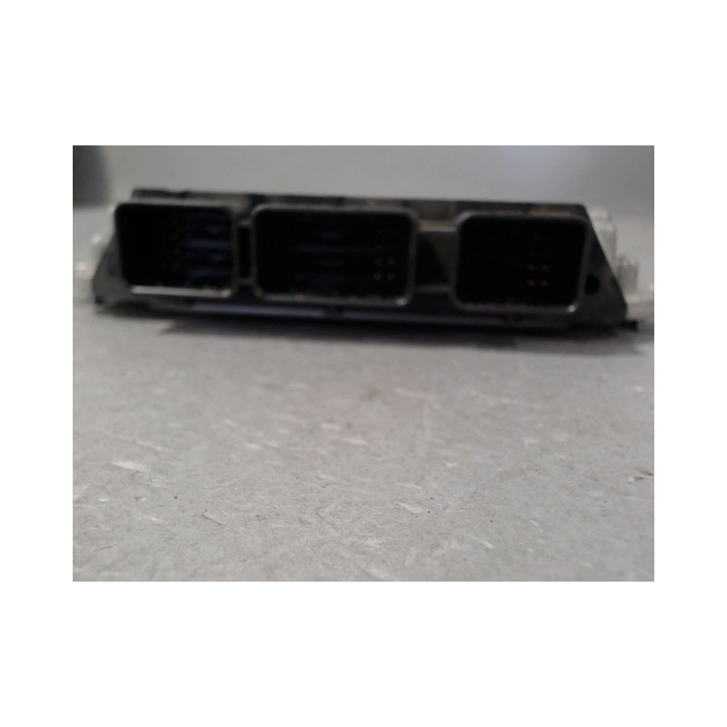 CALCULATEUR MOTEUR CITROEN C4