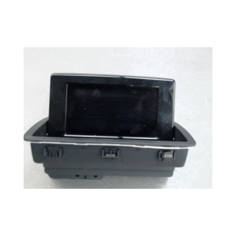 ECRAN GPS AUDI Q3