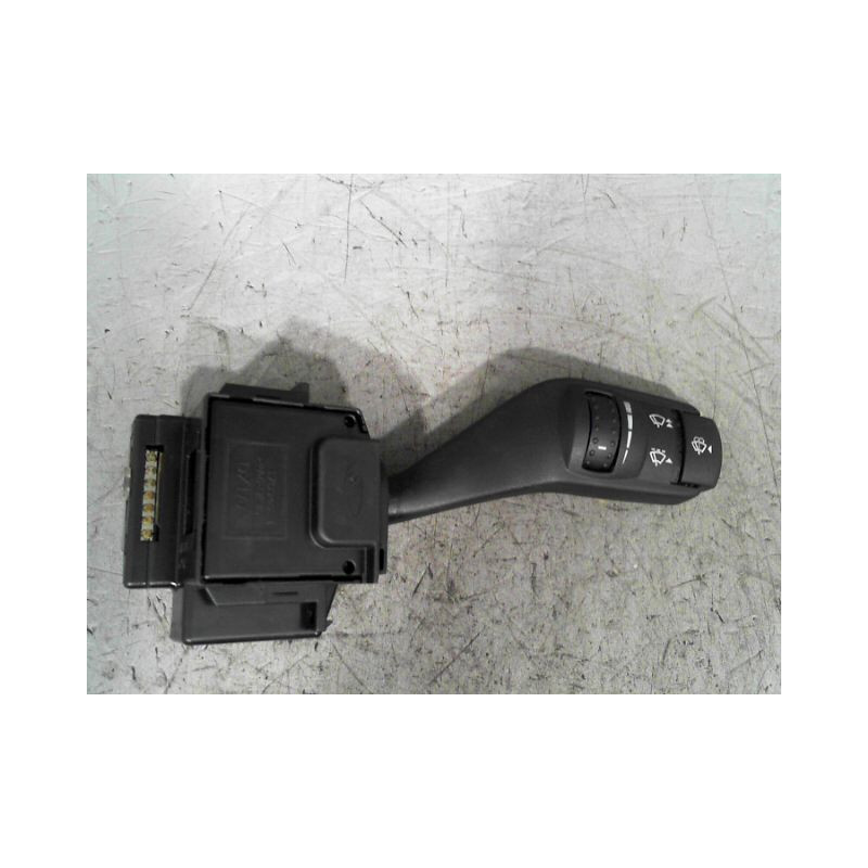 COMMANDE ESSUIE GLACE FORD FOCUS C-MAX 03-07