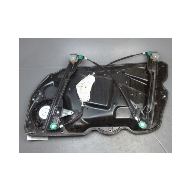 MECANISME+MOTEUR LEVE-GLACE AVANT GAUCHE VOLKSWAGEN PASSAT 2005-