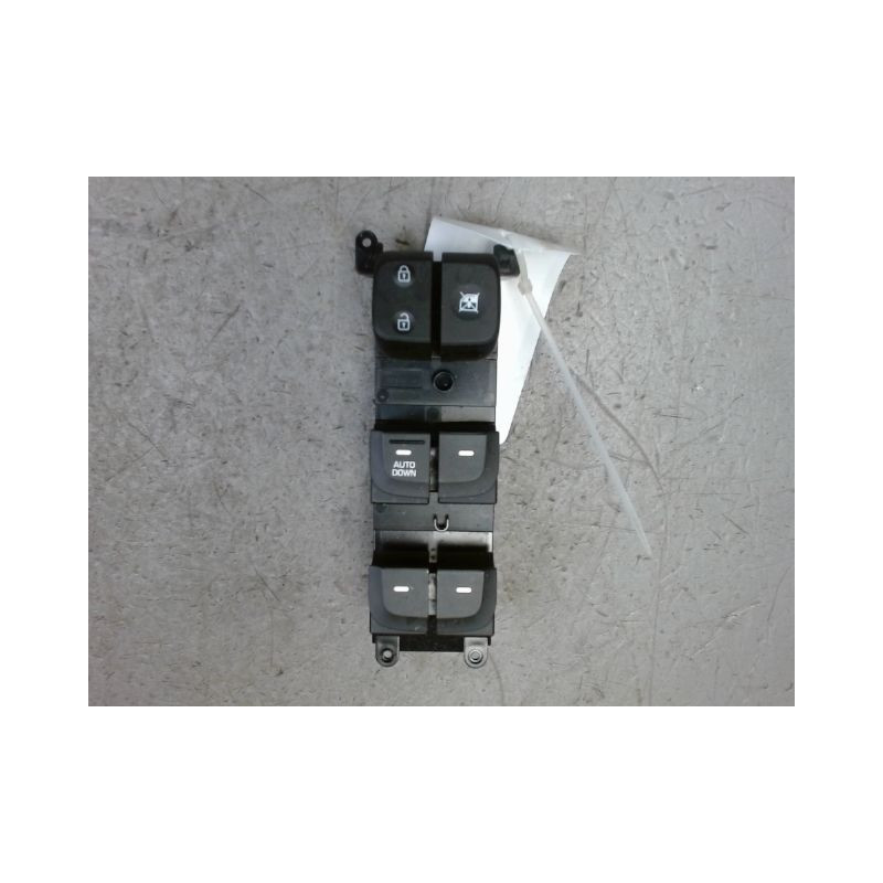 COMMANDE LEVE-GLACE PORTE AVG HYUNDAI I10