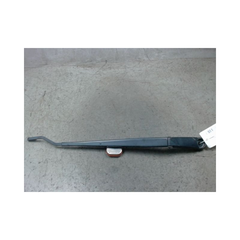 BRAS ESSUIE-GLACE AVANT GAUCHE HYUNDAI I10