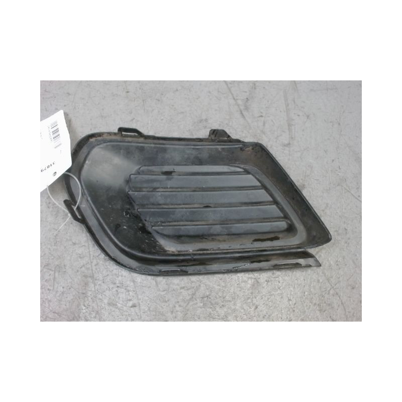 OBTURATEUR PHARE ADDITIONNEL PARE-CHOC AVG DACIA SANDERO