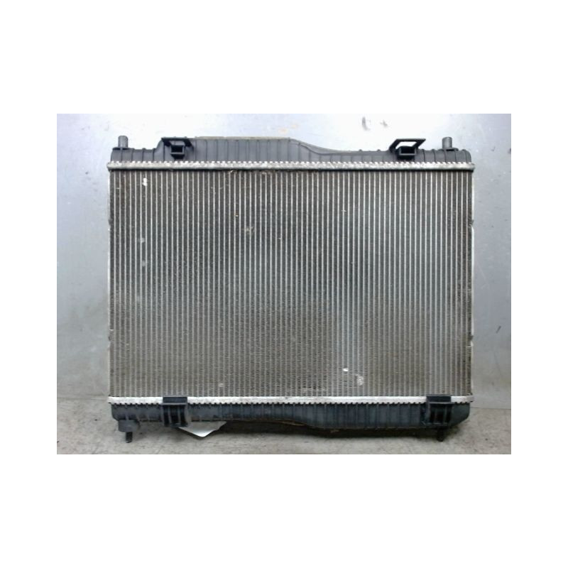 RADIATEUR FORD FIESTA