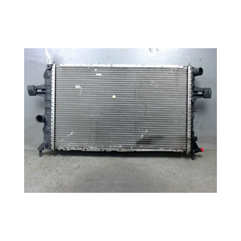 RADIATEUR OPEL ZAFIRA