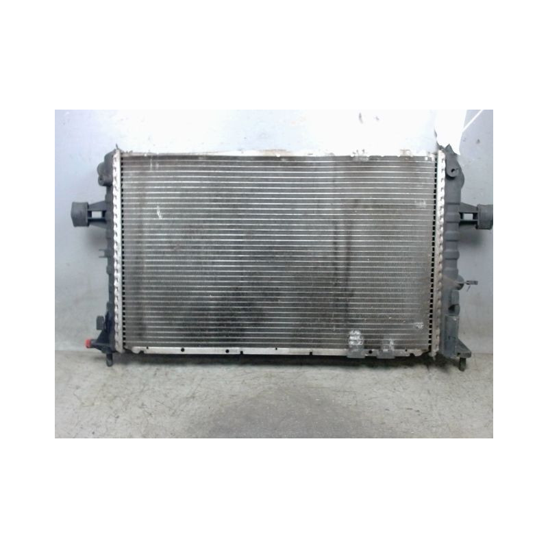 RADIATEUR OPEL ZAFIRA