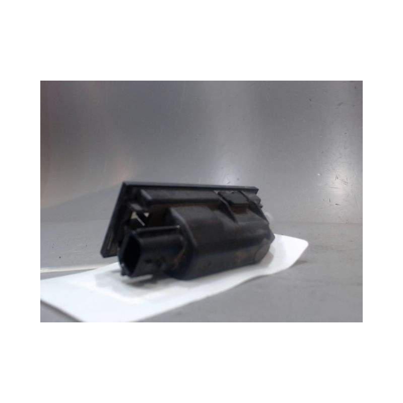 ECLAIREUR PLAQUE DE POLICE DROIT RENAULT CLIO 1.5 DCI - 80