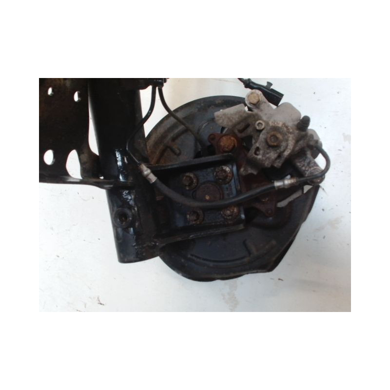 TRAIN ARRIERE RENAULT CLIO