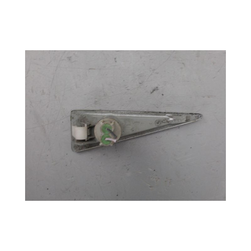 REPETITEUR AILE GAUCHE RENAULT ESPACE