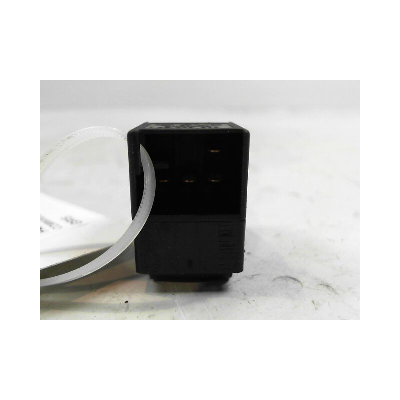 COMMANDE LEVE-GLACE PORTE AVD VOLKSWAGEN PASSAT 96-2000