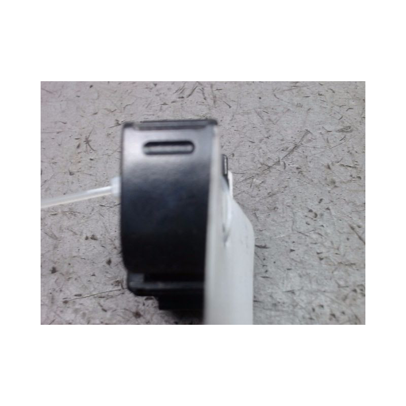 COMMANDE LEVE-GLACE PORTE AVD TOYOTA YARIS 2003-