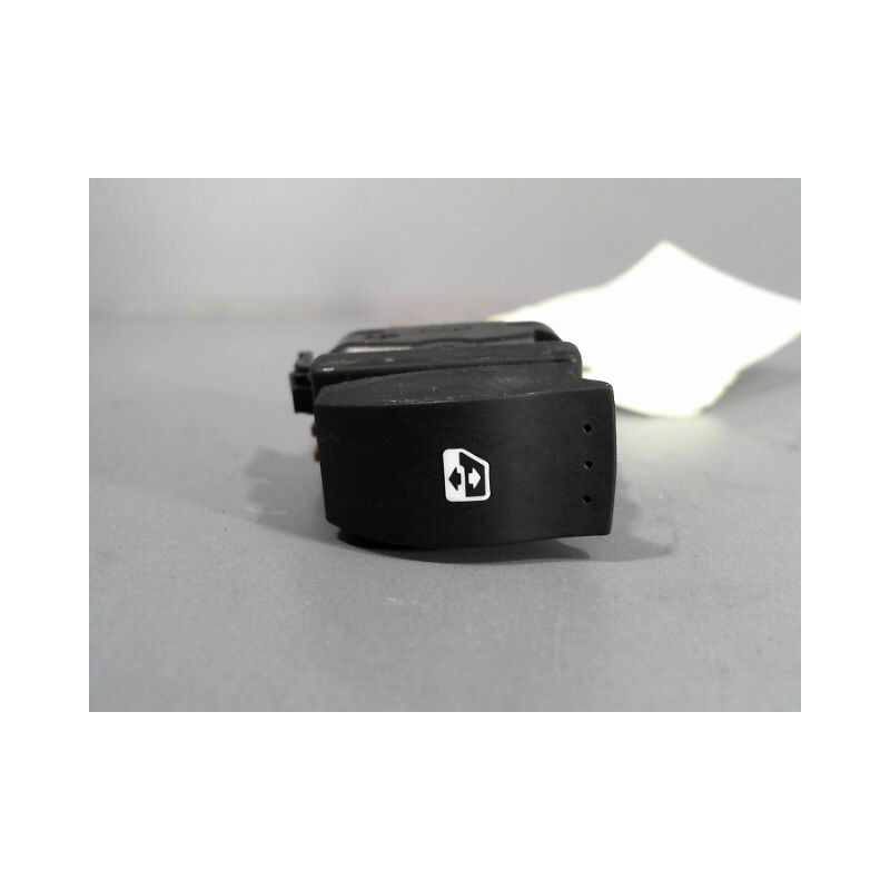 COMMANDE LEVE-GLACE PORTE ARD RENAULT AVANTIME