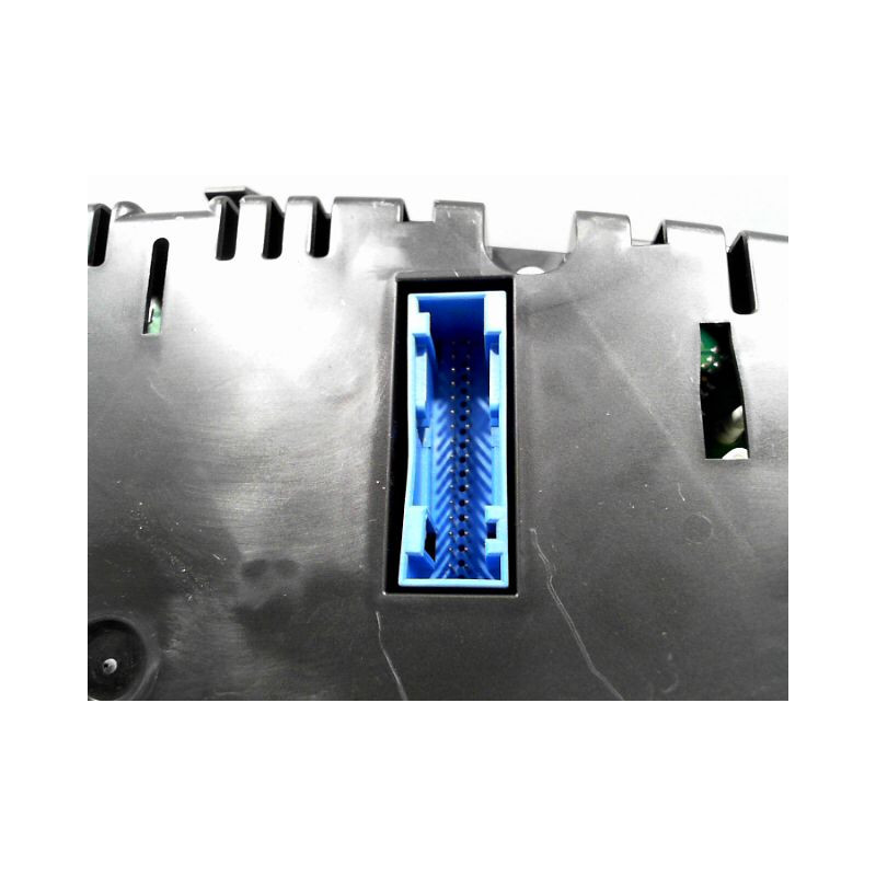 BLOC COMPTEURS VOLKSWAGEN PASSAT SW 2005-