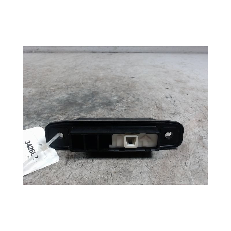 ACTIONNEUR SERRURE HAYON  TOYOTA YARIS II 2010-