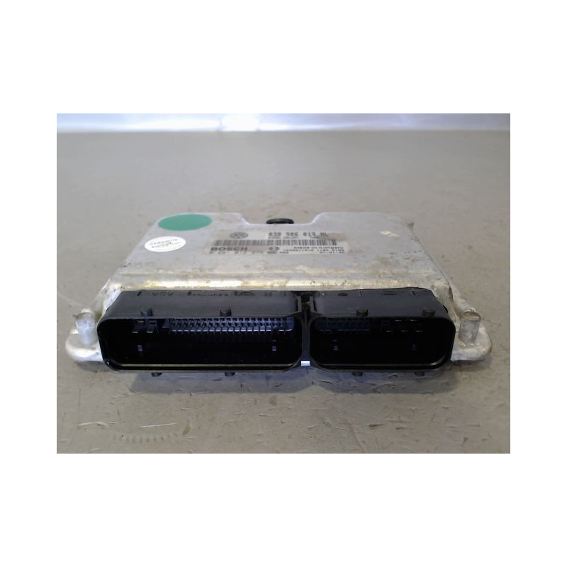 CALCULATEUR MOTEUR SEAT IBIZA