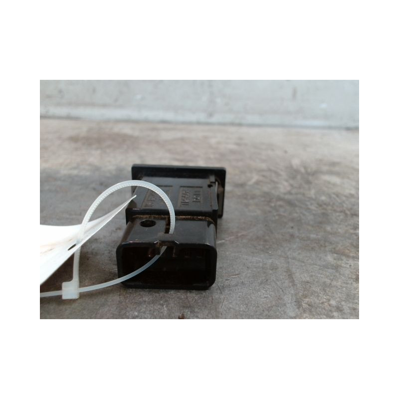 BOUTON DE WARNING TOYOTA L.CRUISER