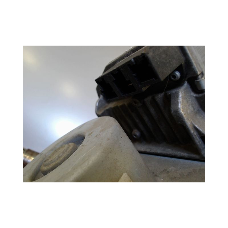 COLONNE DE DIRECTION ASSISTEE RENAULT CLIO III 2007-