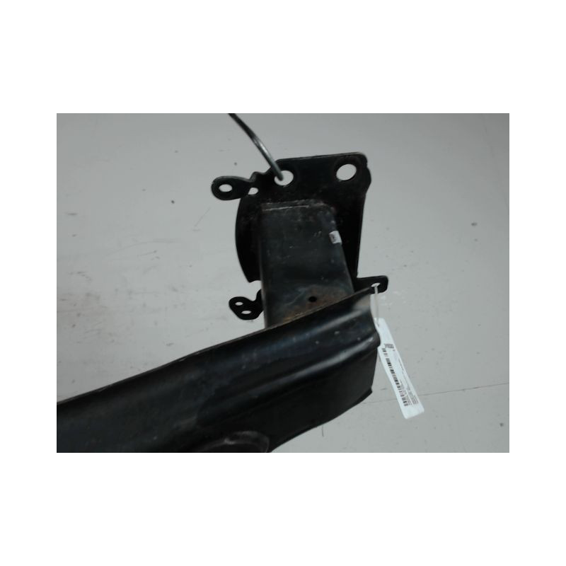 RENFORT PARE-CHOC AVANT SEAT LEON 2009-