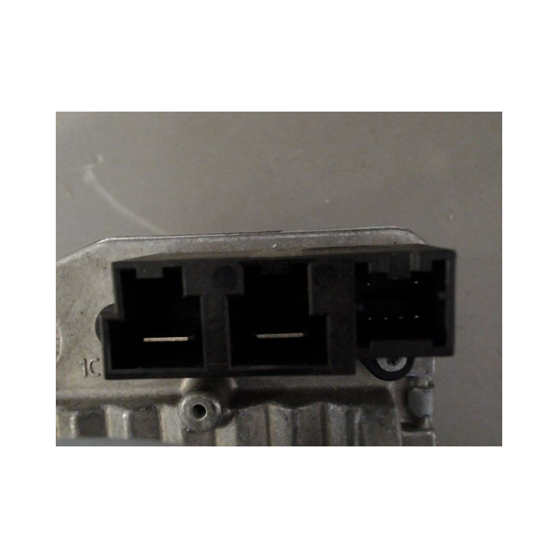 COLONNE DE DIRECTION ASSISTEE RENAULT CLIO III 2010-
