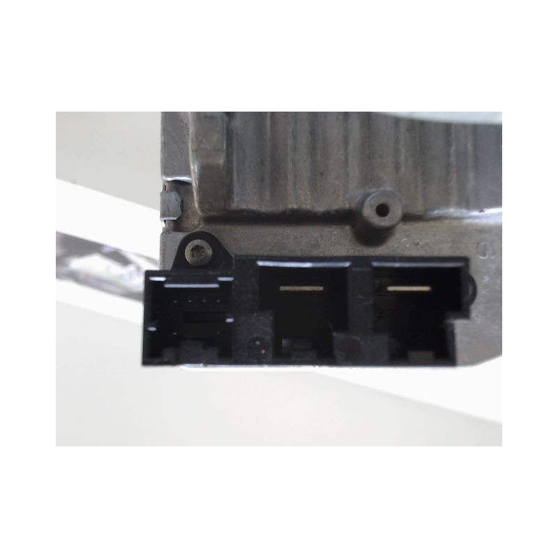 COLONNE DE DIRECTION ASSISTEE RENAULT CLIO III 2007-