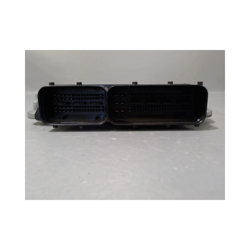 CALCULATEUR MOTEUR SEAT IBIZA