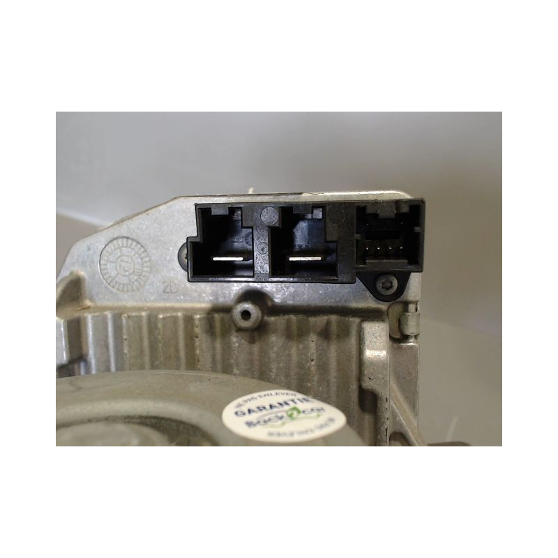 COLONNE DE DIRECTION ASSISTEE RENAULT CLIO III 2010-
