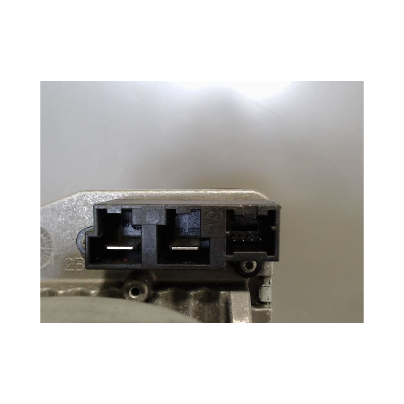 COLONNE DE DIRECTION ASSISTEE RENAULT CLIO III ESTATE 2008-