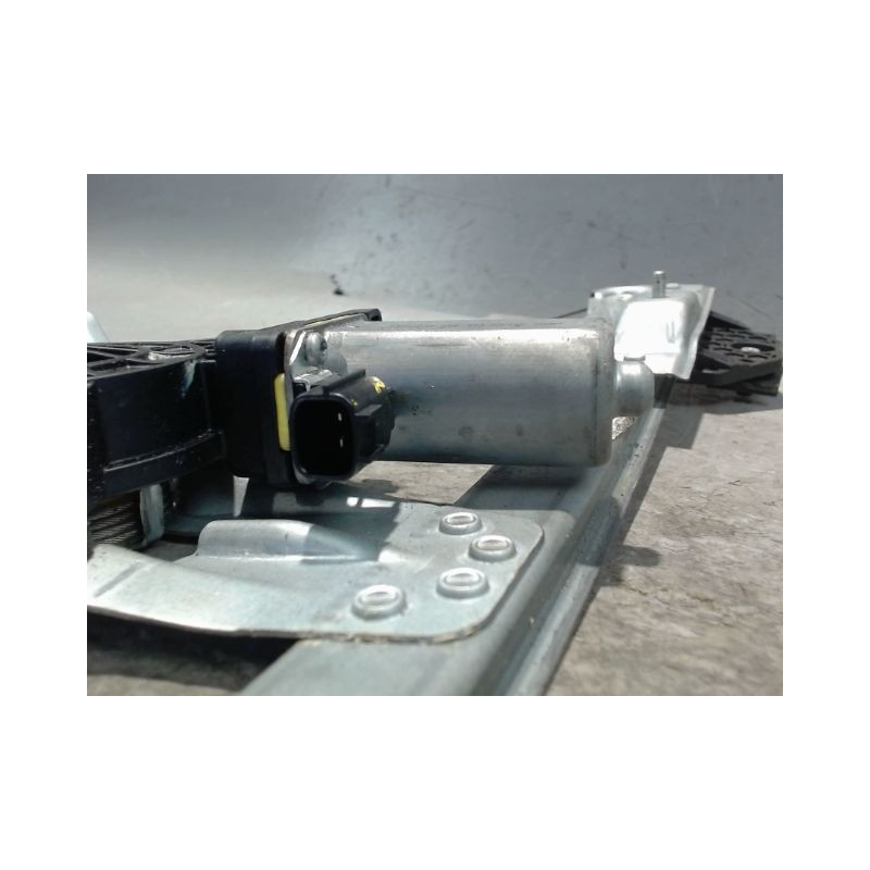 MECANISME+MOTEUR LEVE-GLACE AVANT DROIT DACIA SANDERO 2008-