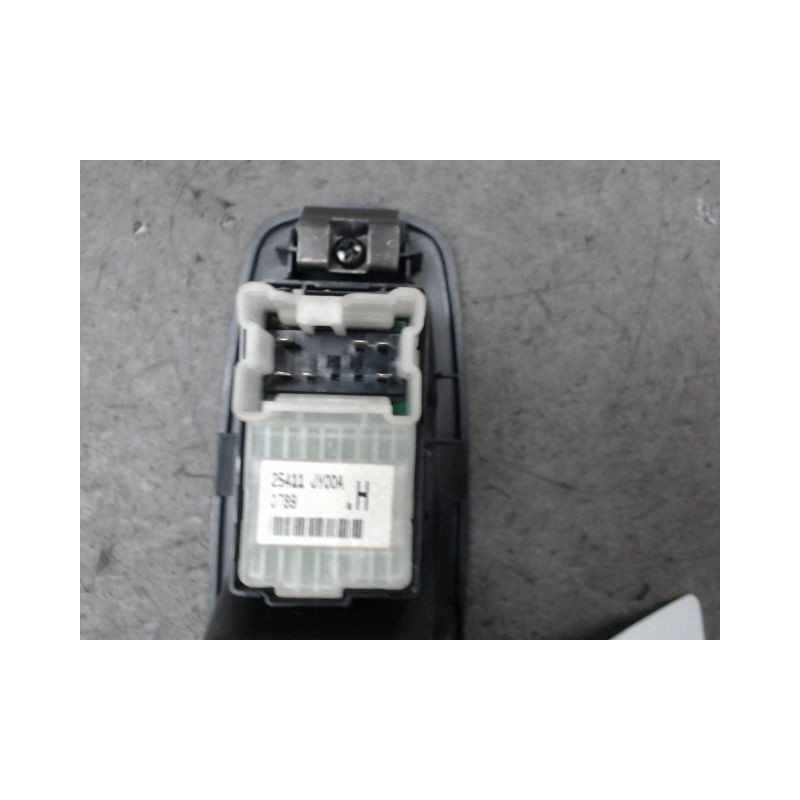COMMANDE LEVE-GLACE PORTE ARG RENAULT KOLEOS 2008-