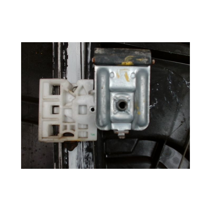 MECANISME+MOTEUR LEVE-GLACE AVANT DROIT KIA CARENS