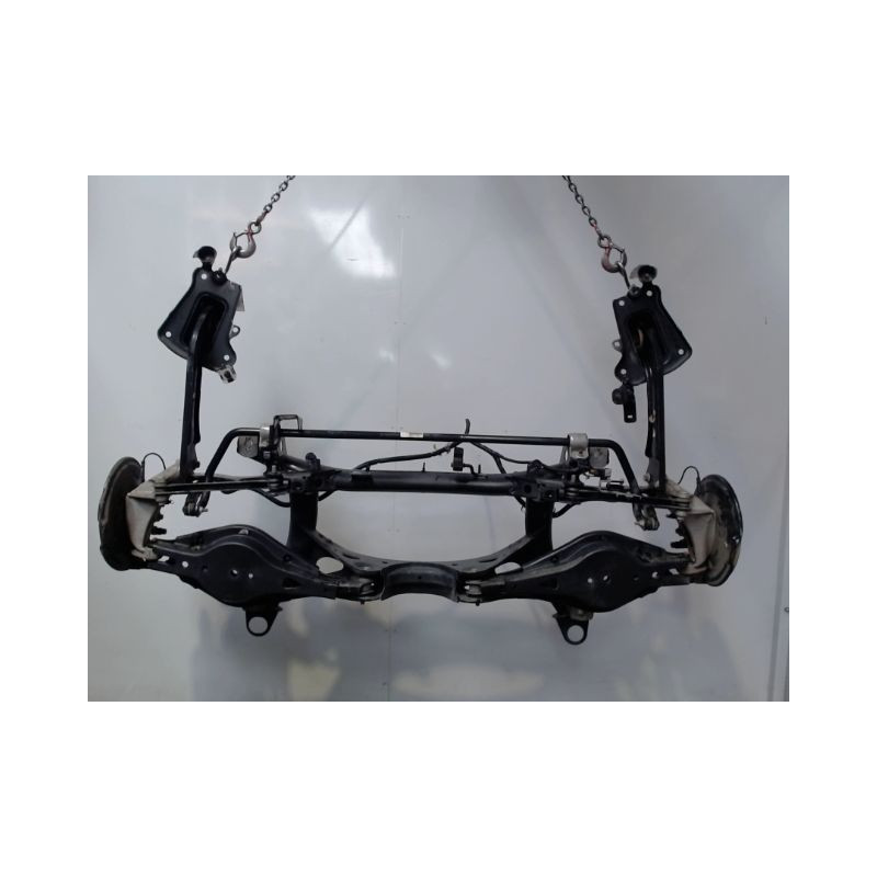 TRAIN ARRIERE VOLVO XC40