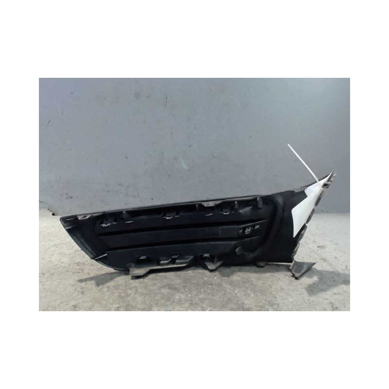 OBTURATEUR PHARE ADDITIONNEL PARE-CHOC AVG CITROEN C3 PICASSO 2008-