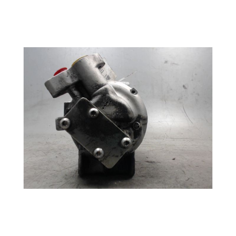 COMPRESSEUR AIR CONDITIONNE DACIA SANDERO