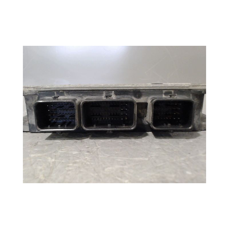 CALCULATEUR MOTEUR NISSAN MICRA