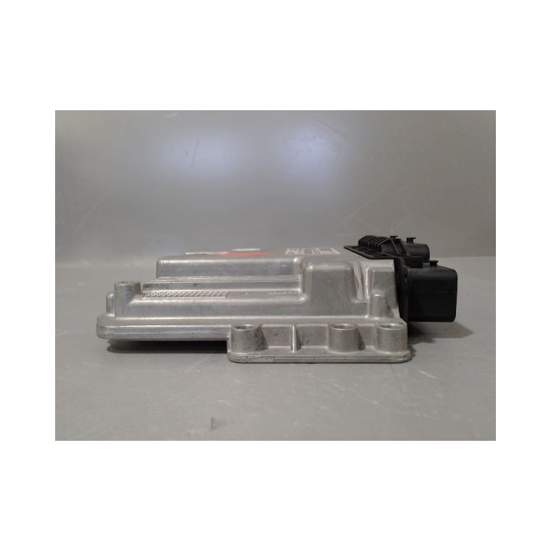 CALCULATEUR MOTEUR PEUGEOT 308