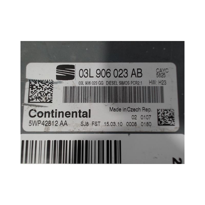 CALCULATEUR MOTEUR SEAT LEON