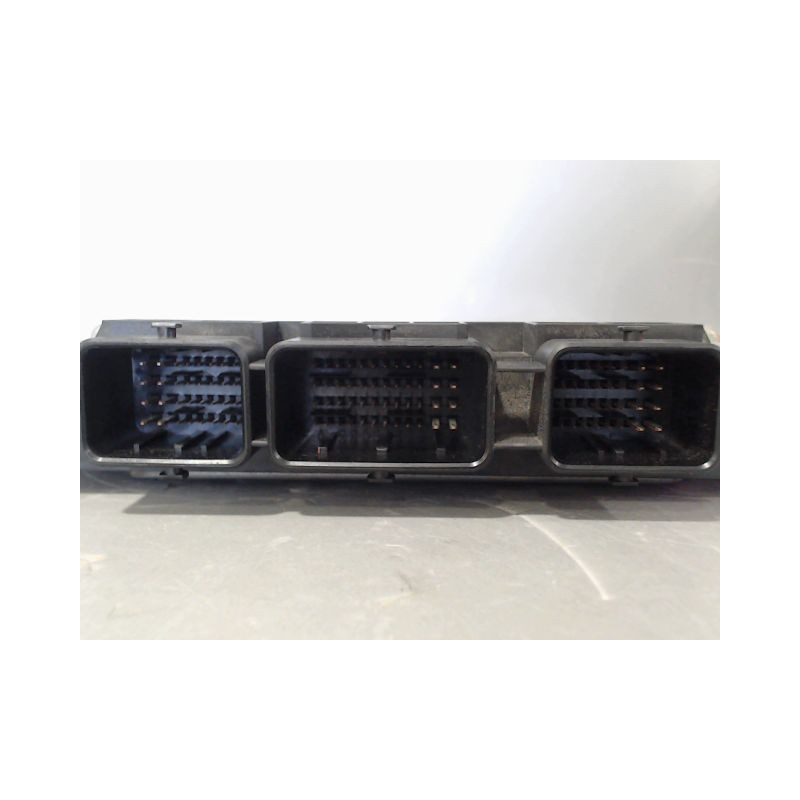 CALCULATEUR MOTEUR PEUGEOT 207