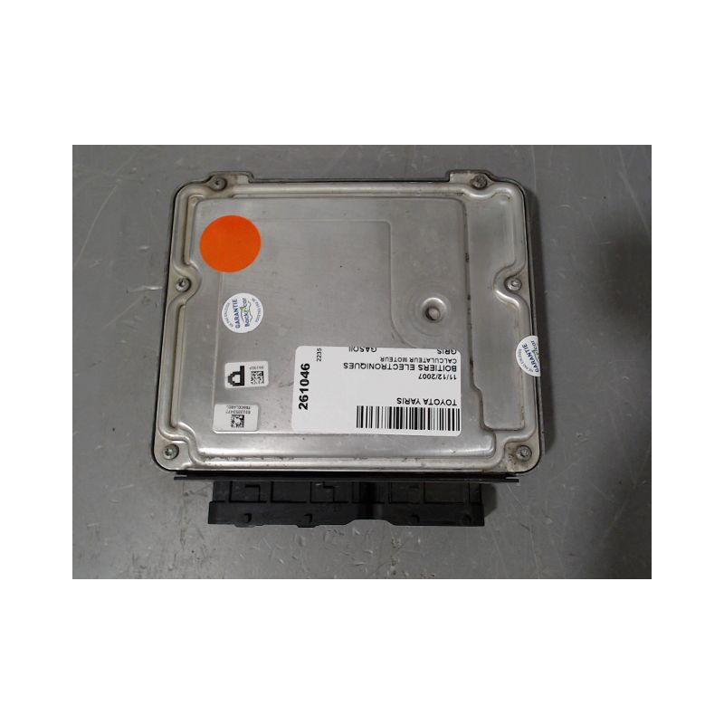 CALCULATEUR MOTEUR TOYOTA YARIS