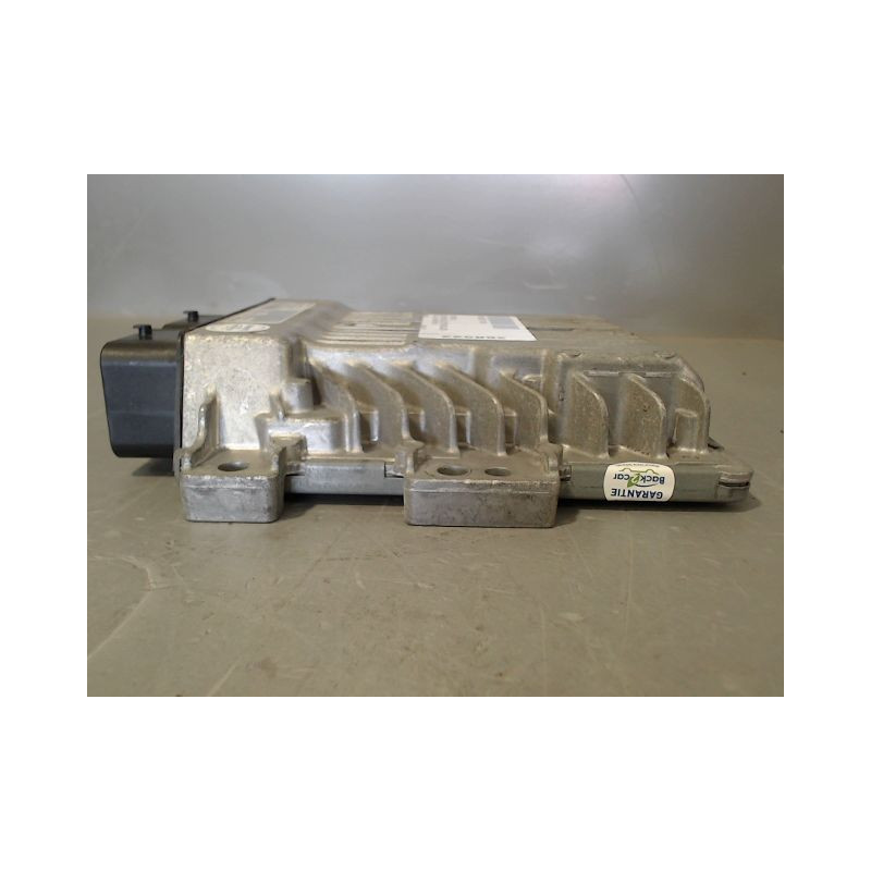 CALCULATEUR MOTEUR PEUGEOT 3008