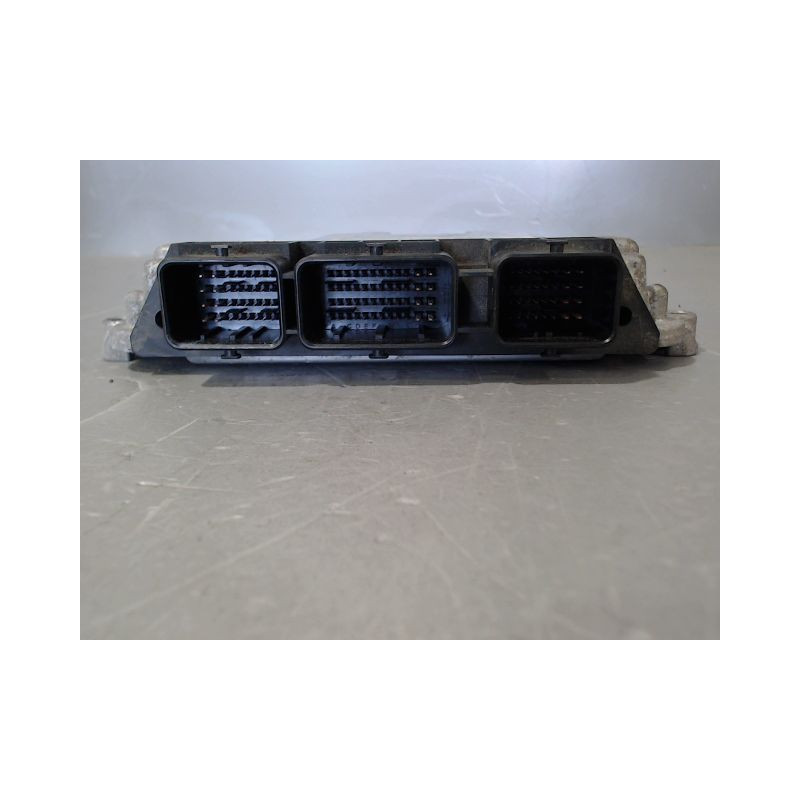 CALCULATEUR MOTEUR PEUGEOT 207