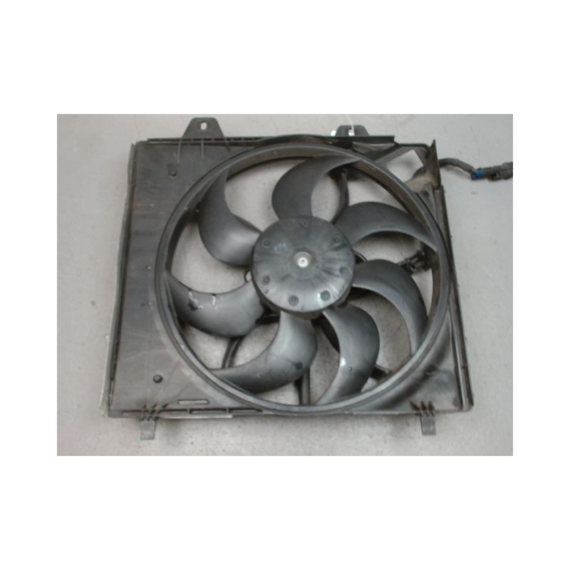 MOTEUR VENTILATEUR RADIATEUR PEUGEOT 208