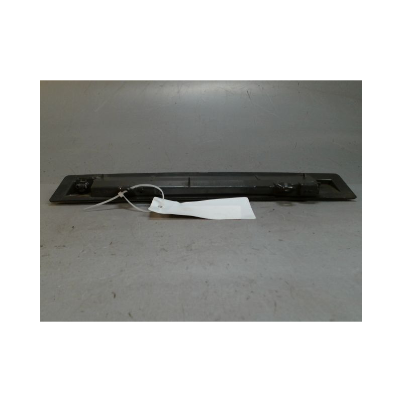 FEUX STOP SUPPLEMENTAIRE PEUGEOT 208